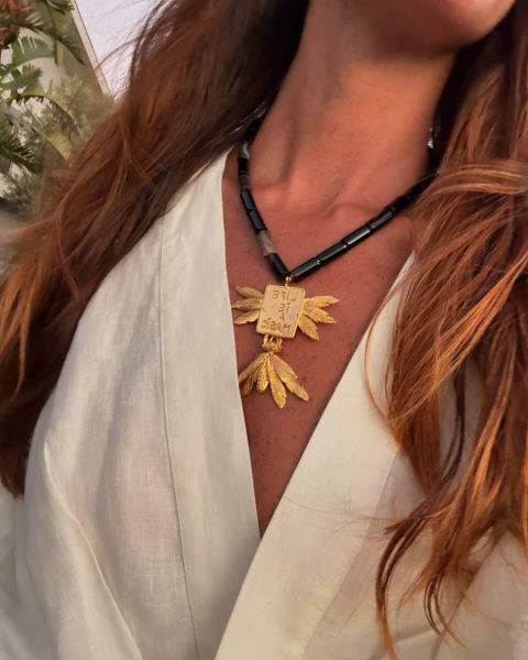 LIFE IS A MAGIC LAPİS KOLYE