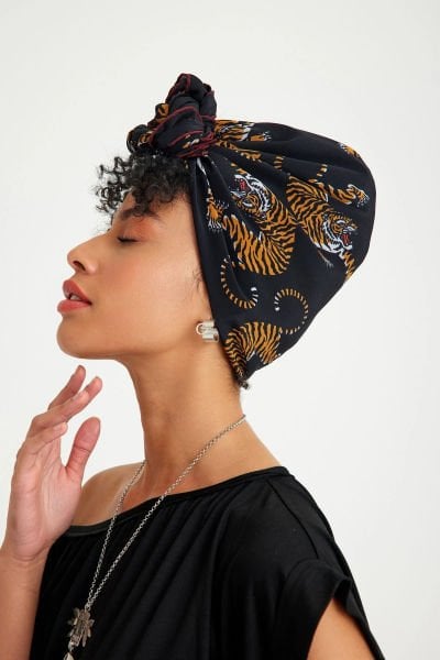 PANTHERA İPEK EŞARP - 105 x 105 CM