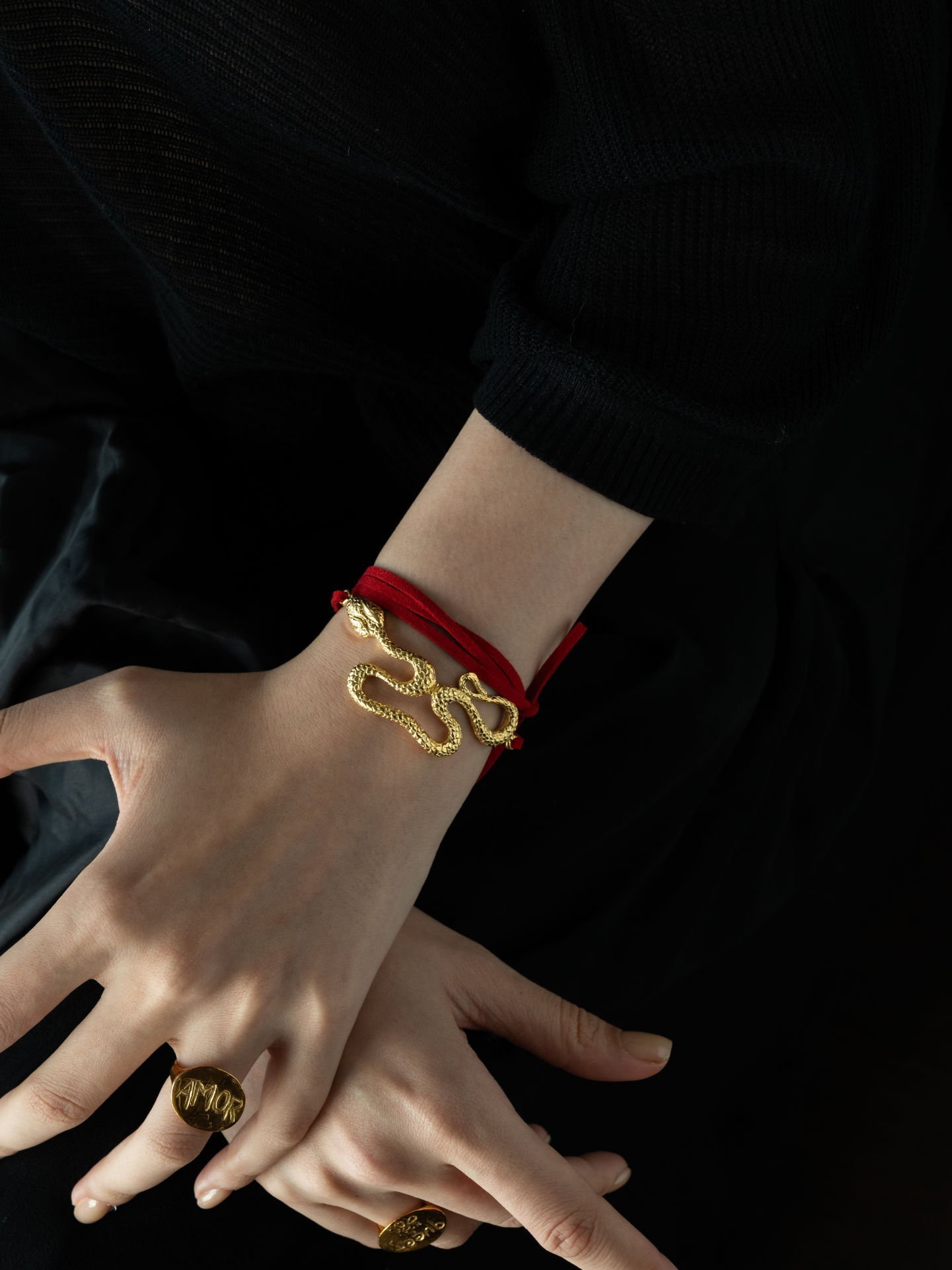SERPENTE RIBBON İP BİLEKLİK