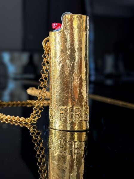 Love is Fire Lighter Holder Kolye